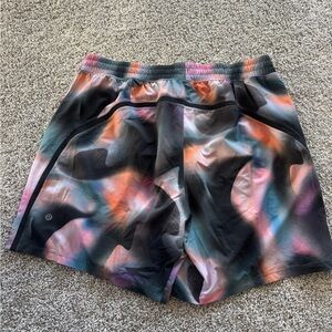 lululemon athletica pace breaker shorts 7” size XL